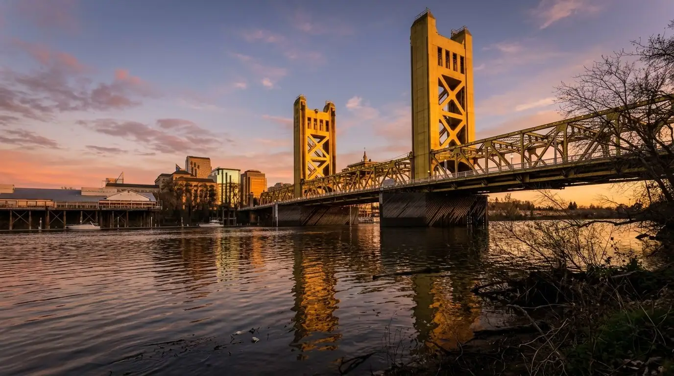 Sacramento: City Cruises River Cruise with History Guide